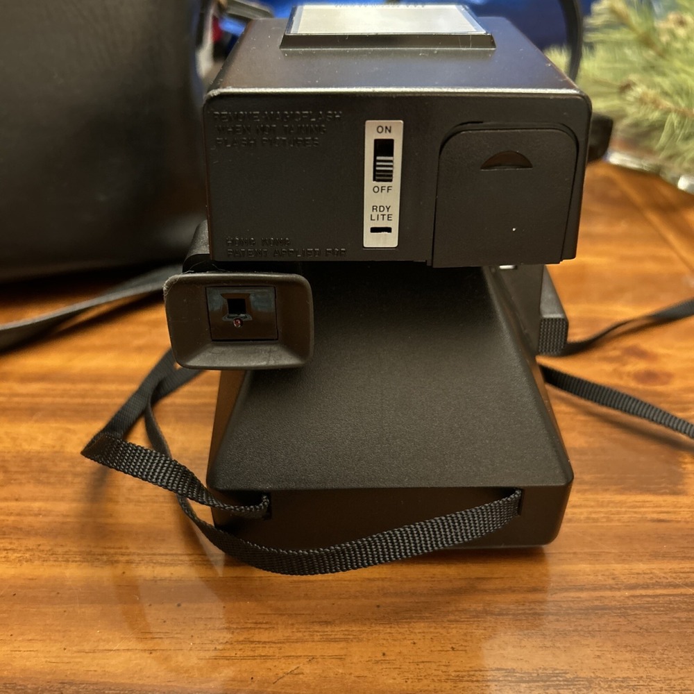 Polaroid Pronto Sonar OneStep Instant Camera Magic Flash Film In - Picture 6 of 7
